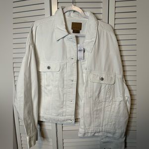White American eagle jean jacket